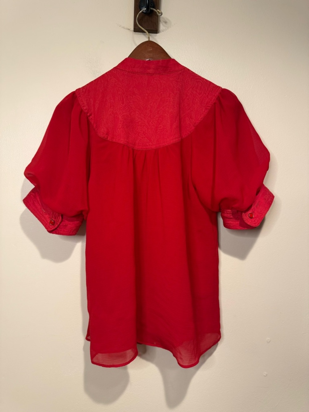 Maeve by Anthropologie Red Puff Sleeve Blouse Scarlett Red Lavoie Button Down 2 - Picture 10 of 10